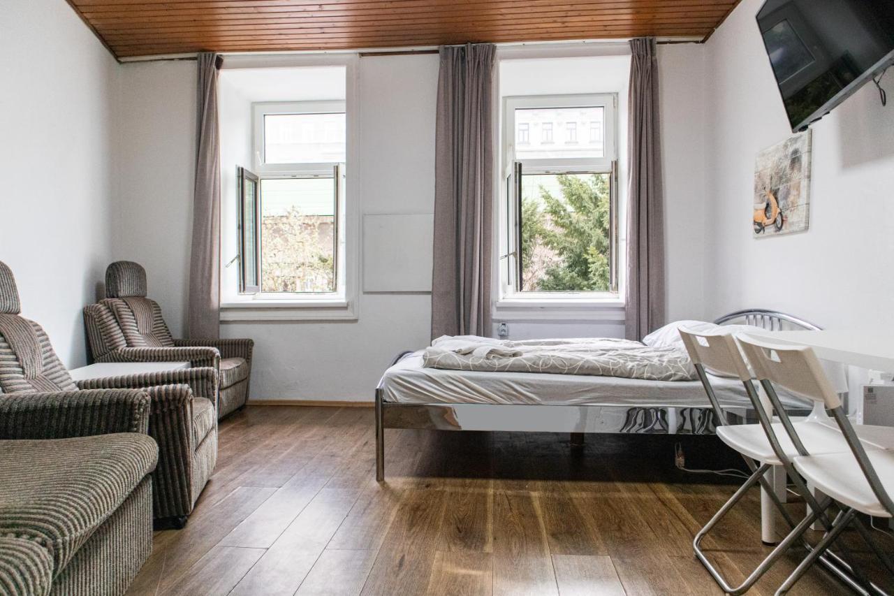 Neat Studio Near Millenium Tower Viena Exterior foto